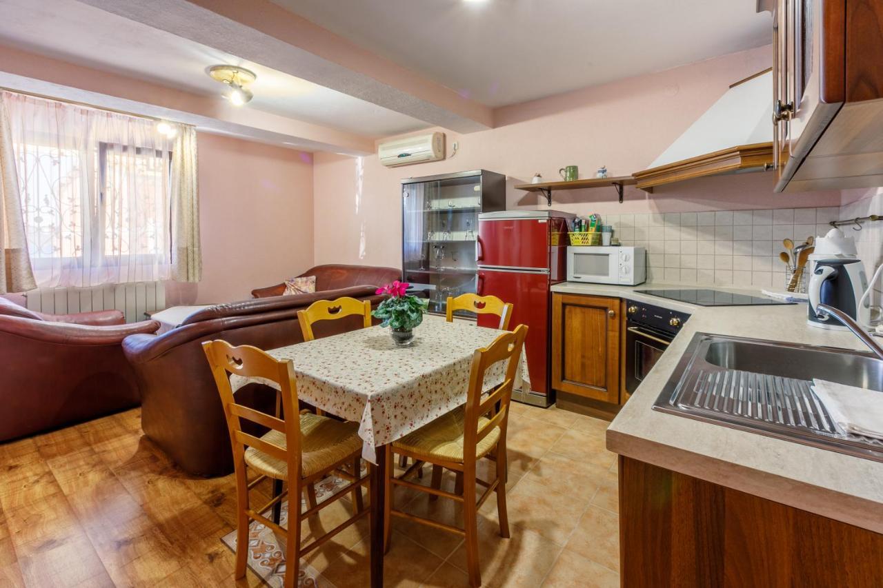 Apartment Eni Селце Екстериор снимка