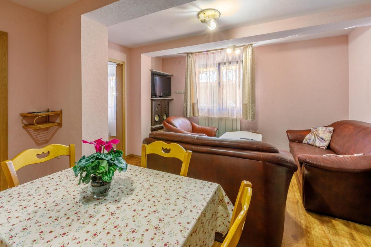 Apartment Eni Селце Екстериор снимка