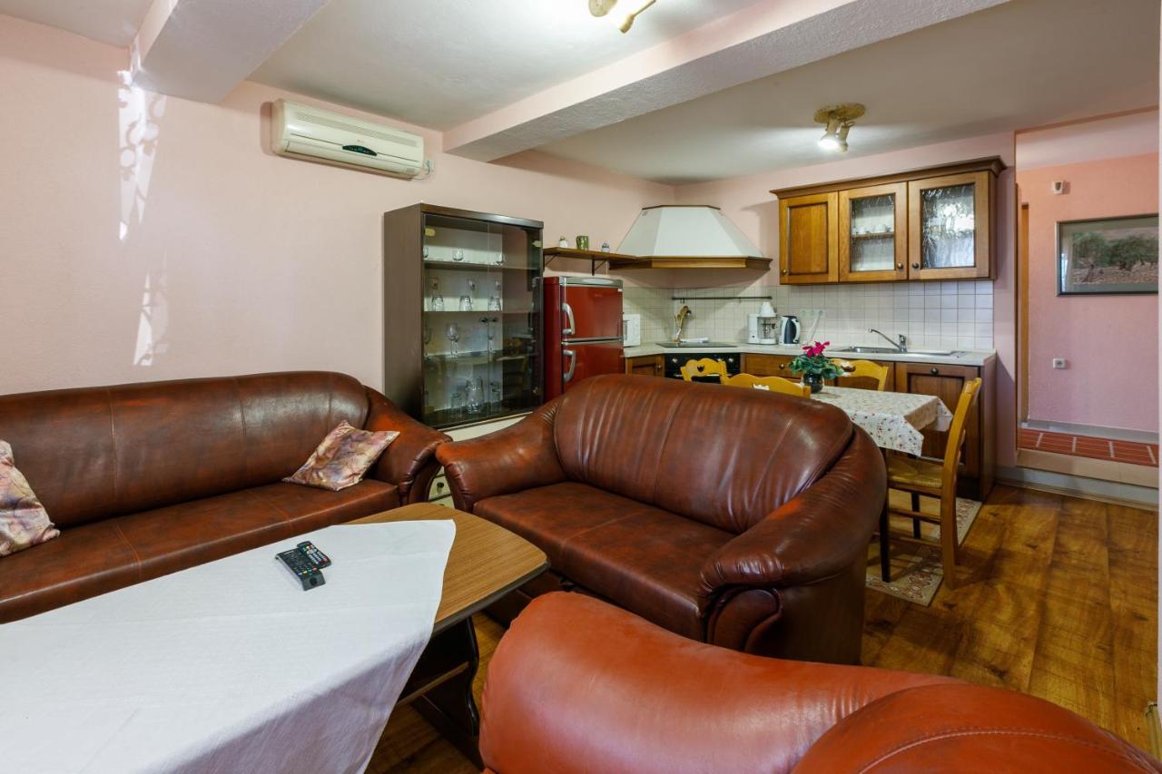 Apartment Eni Селце Екстериор снимка