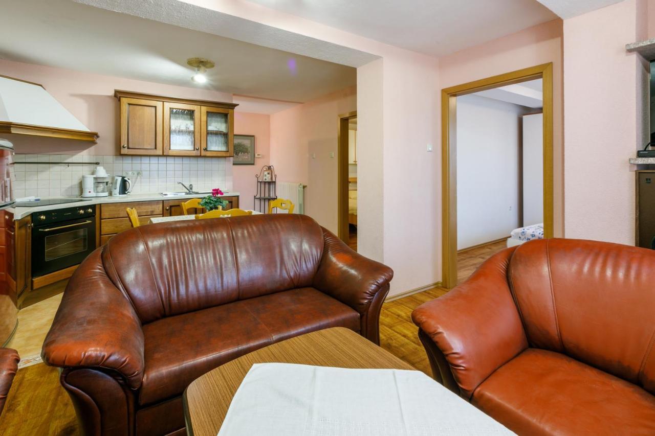 Apartment Eni Селце Екстериор снимка